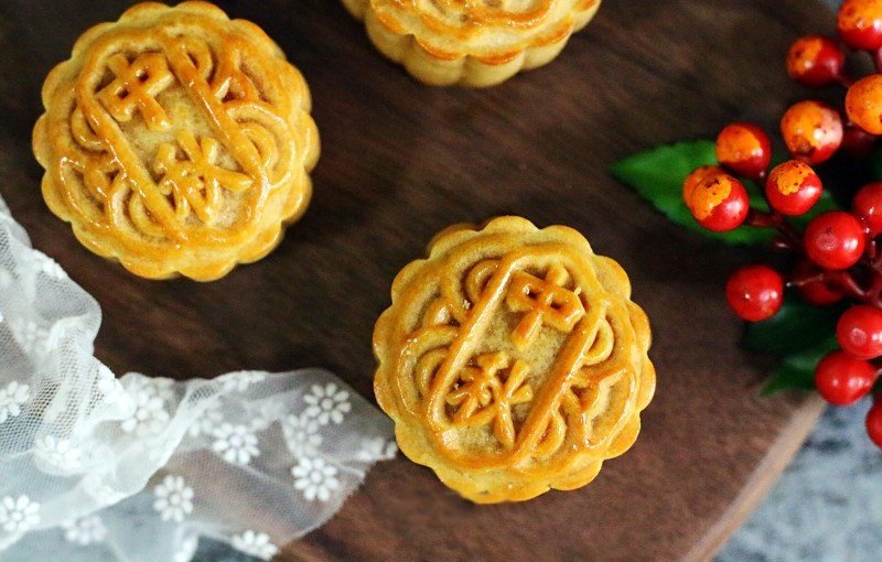how to make cranberries coconut moon cake? 3 cranberries and coconut moon cake