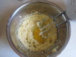 1 Best easy way to make banana pound cake 16 Make banana pound cake – step 3