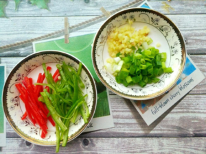 Fried Shredded Pork With Chives - Side dishes 8 Fried Shredded Pork With Chives - Side dishes